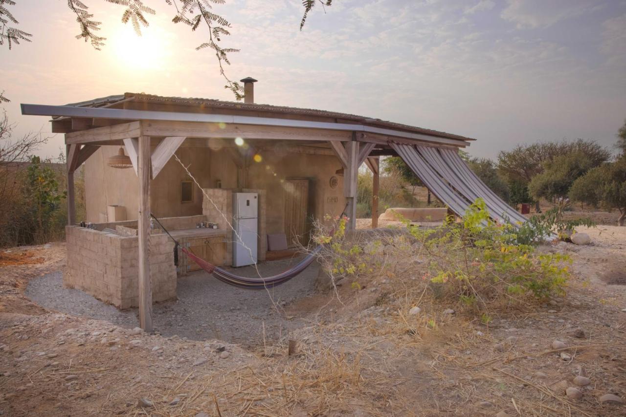 Lodge Desert Days Mud Cabin's Tzukim