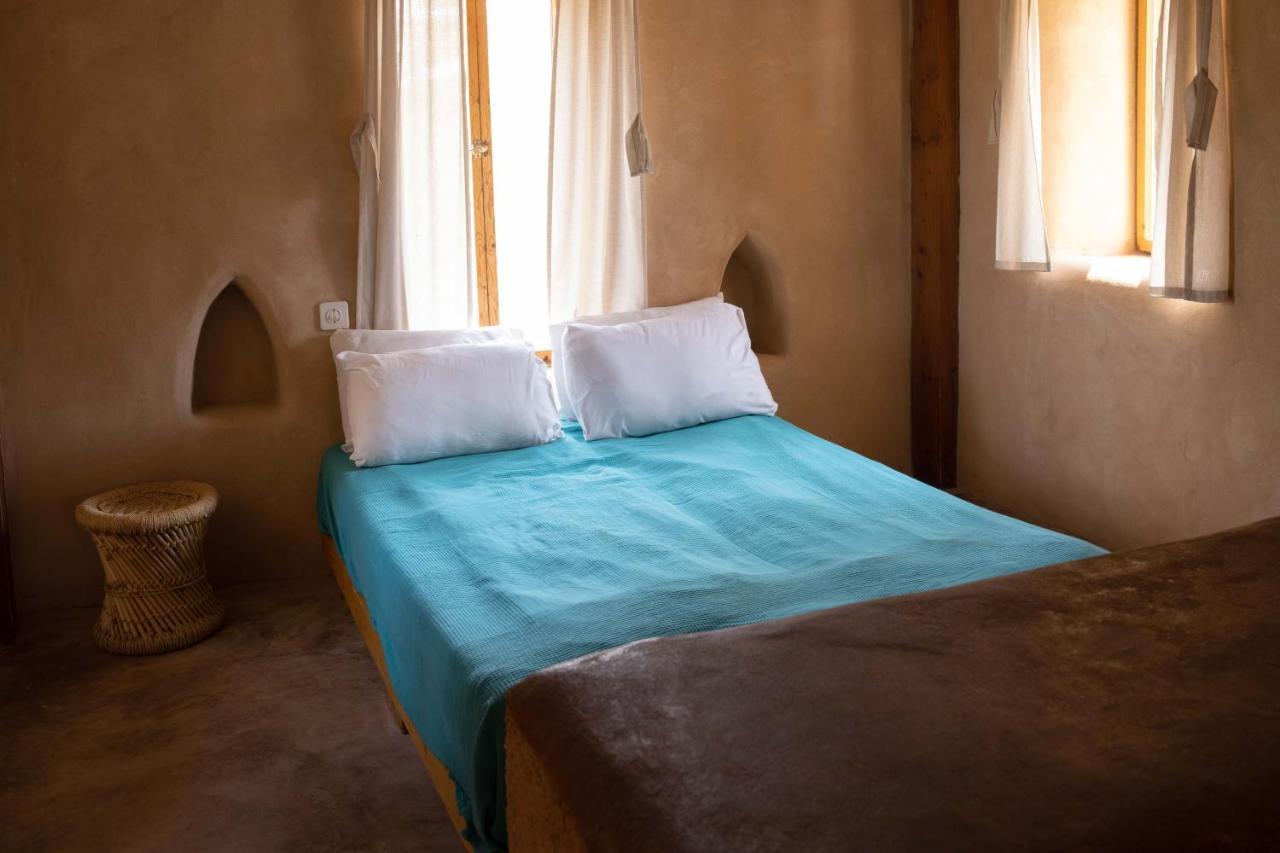 Desert Days Mud Cabin's Lodge Tzukim
