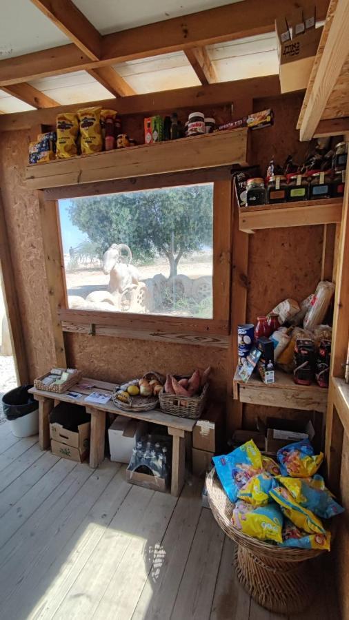Lodge Desert Days Mud Cabin's