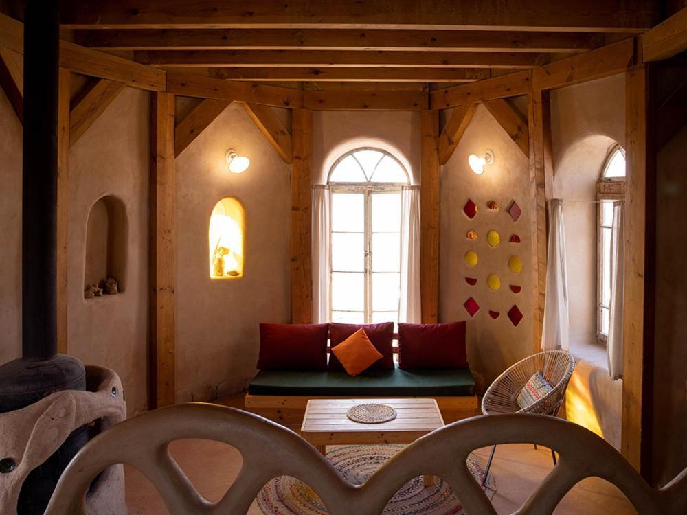 Desert Days Mud Cabin's Lodge Tzukim