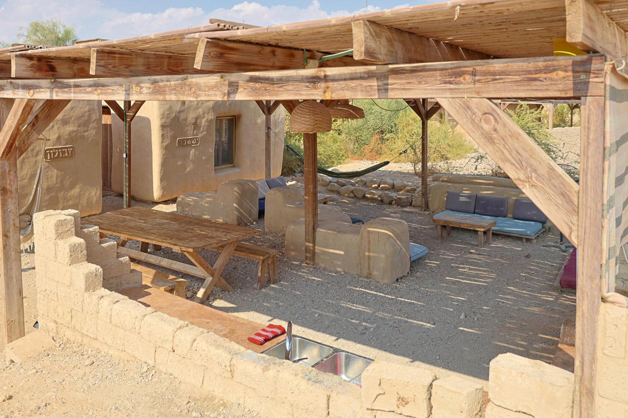 Desert Days Mud Cabin's Tzukim