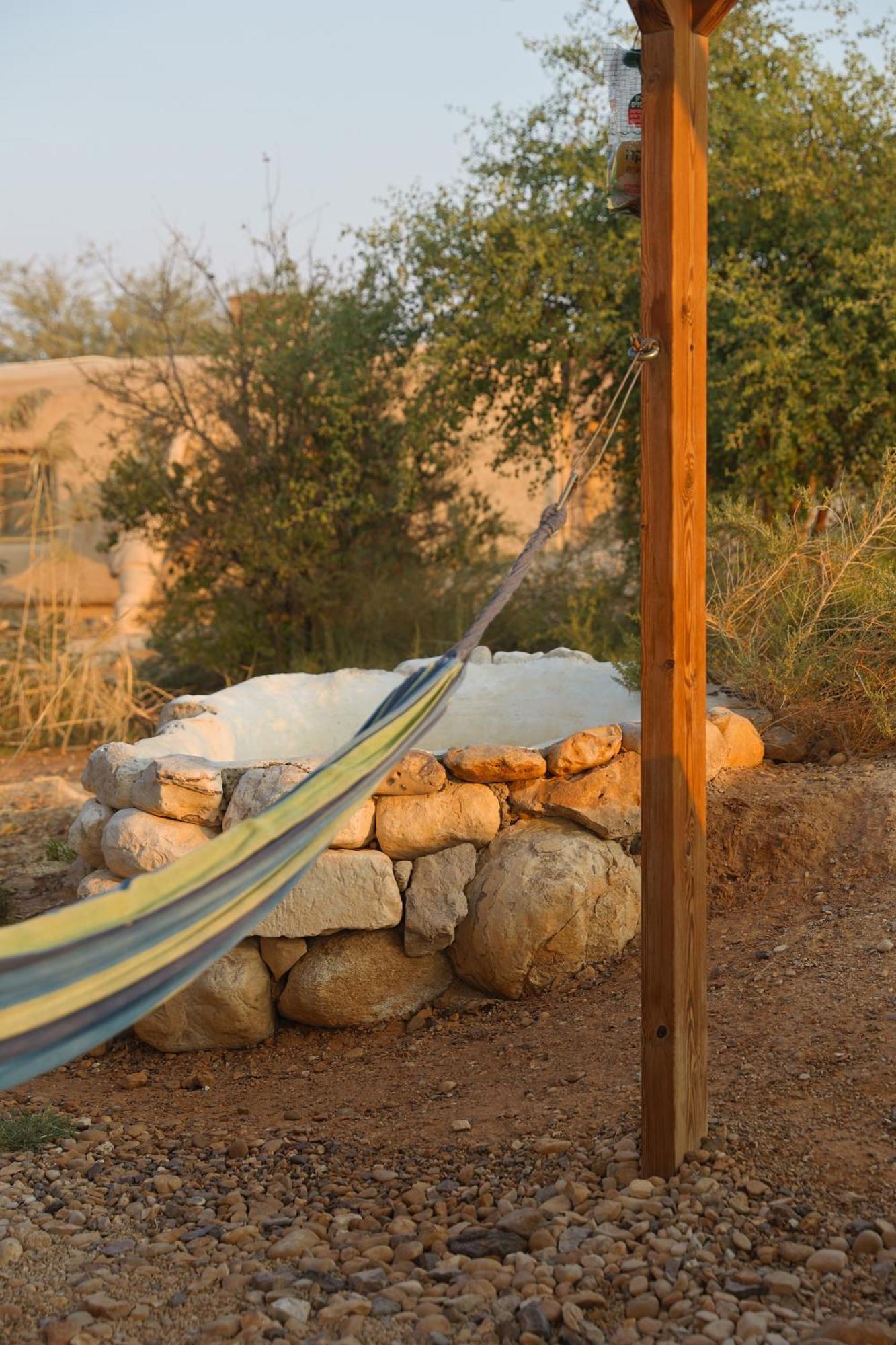 Desert Days Mud Cabin's Lodge