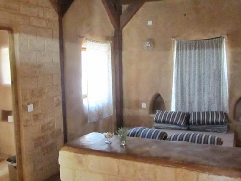 Lodge Desert Days Mud Cabin's *